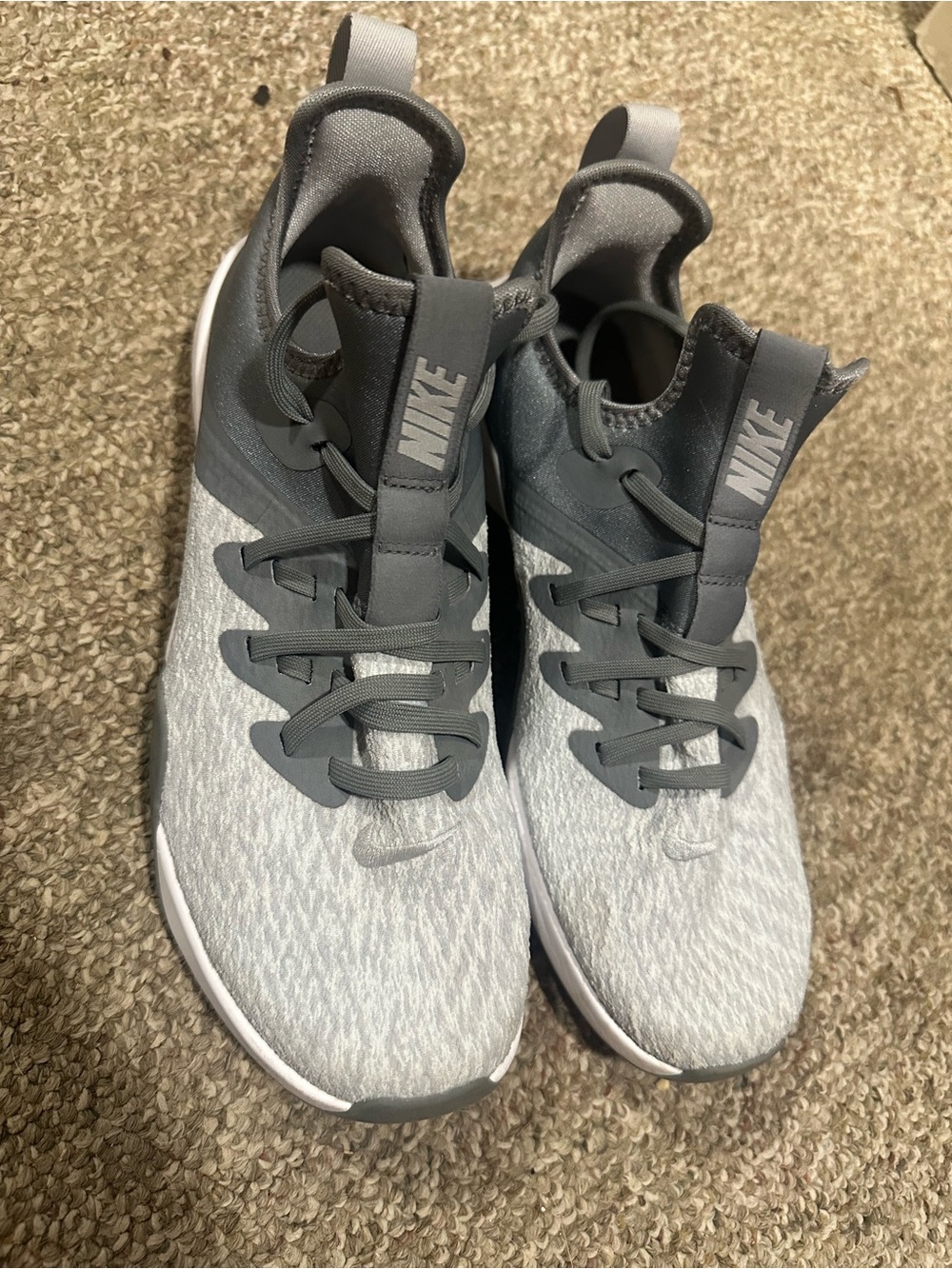 Nike Womens Foundation Elite TR AJ8154-010 Gray Running Shoes Sneakers Size 9